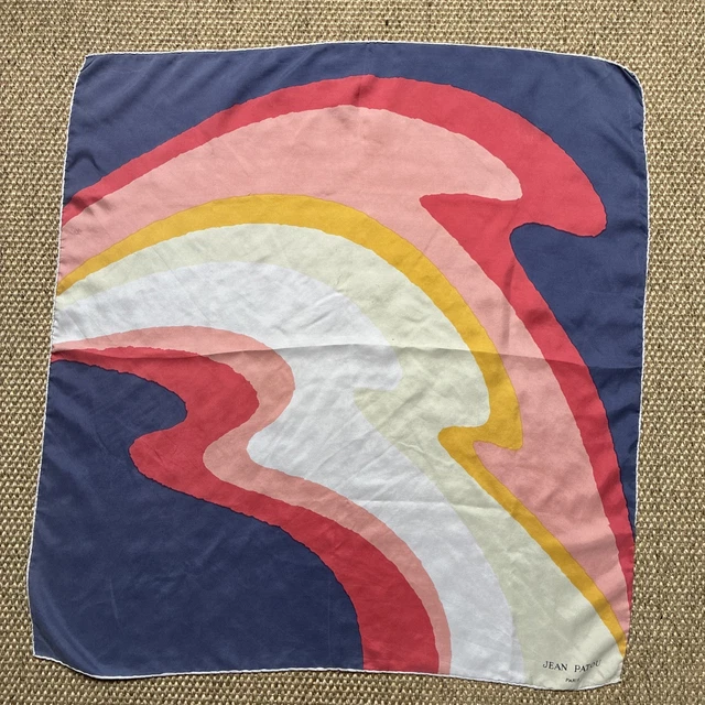 Foulard En Soie Multicolore JEAN PATOU - Occasion Avec Petite Tache