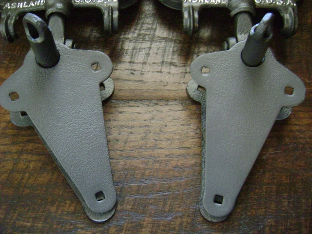 Antique Vintage Cast Iron FE Myers Stay On Barn Door Rollers Farm Tool 3