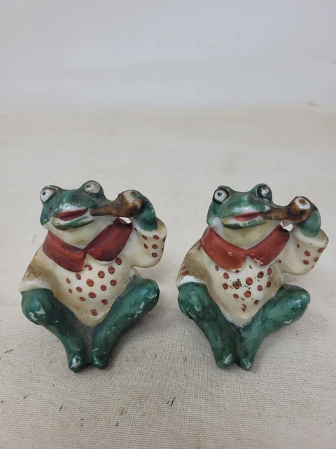 Vintage Frog Smoking Pipes Salt & Pepper Shakers Japan Vintage Frog Smoking Pipes Salt & Pepper Shakers Japan