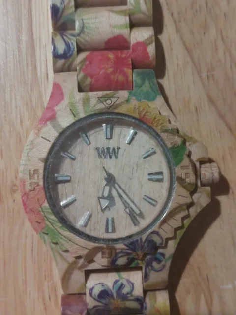 Wewood Women's Watch Flower Designs On Band