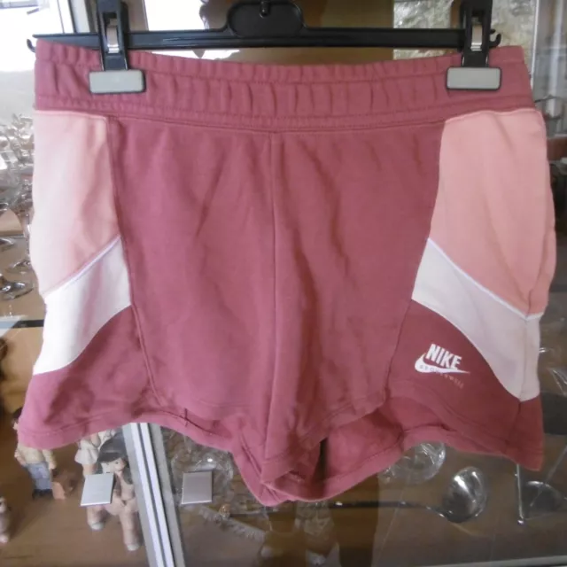 Damen - Nike - Shorts, Kurze Hose - Gr M - neuwertig