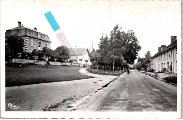 JPM3204 -- LE RUSSEY entrée du village - route de Morteau et la promenade