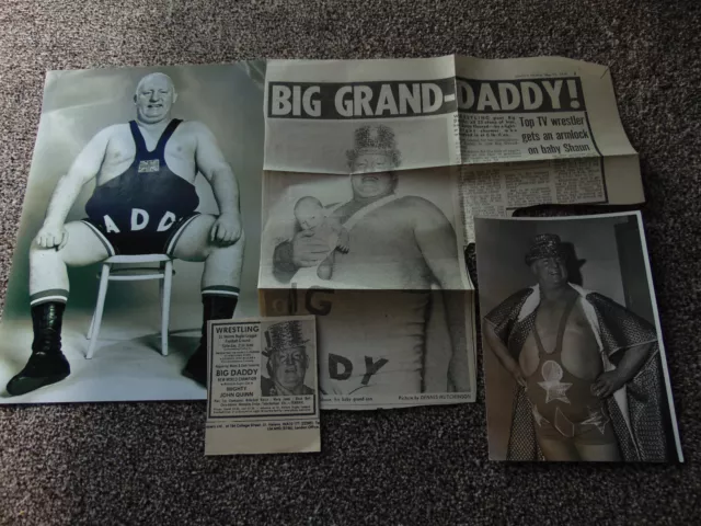 2 x British wrestling photos and newspaper cuttings (Big Daddy)