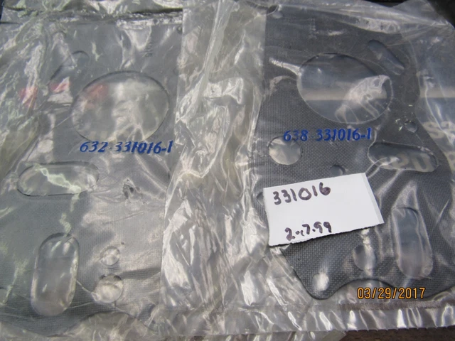 2 New  Omc Oem  Johnson Evinrude Gaskets 331016