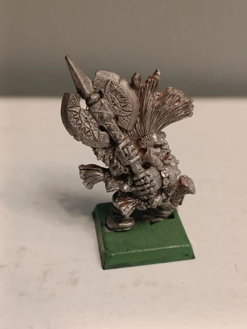 Figurine Warhammer - Maître Des Runes Nain - Métal - Pour Batailles Fantastiques Et AoS - Occasion