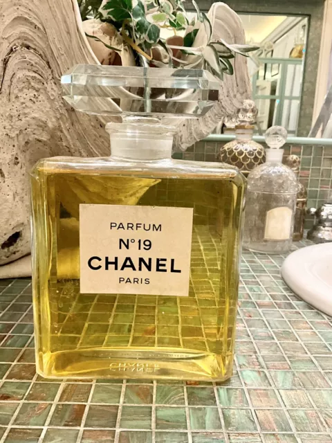 CHANEL N 19 factice giant EUR 900 00 PicClick IT