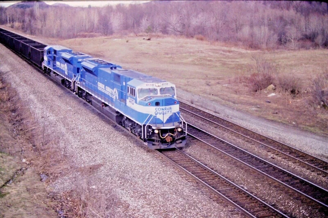 Kodachrome Original Slide Conrail EMD SD80 MAC Diesel #4110 (1996) #CC1287