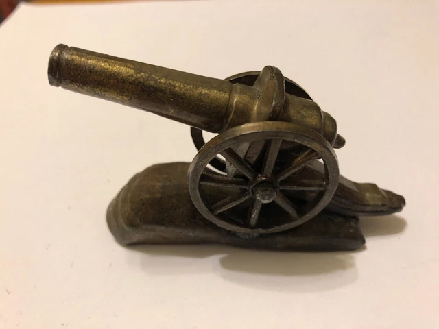 VINTAGE MID-CENTURY METAL MINIATURE CANNON SOUVENIR MADE IN JAPAN 40's - 50's