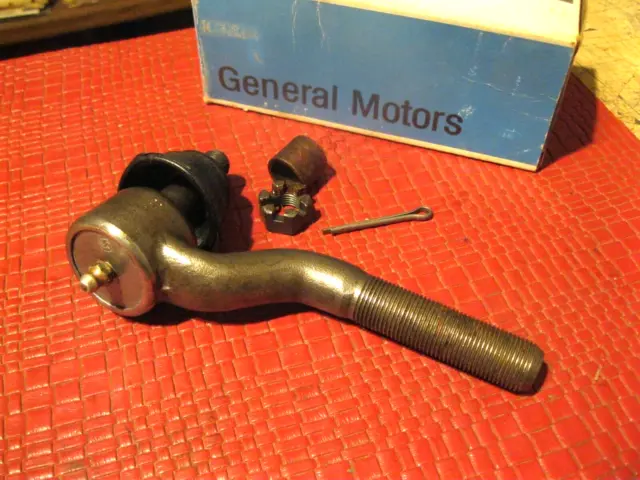 NOS 1965-1968 Buick Lesabre right outer Tie Rod