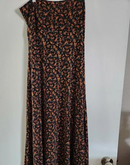 LuLaRoe Long Stretch Maxi Skirt Size L Black w/Multi-Color Flower Pattern