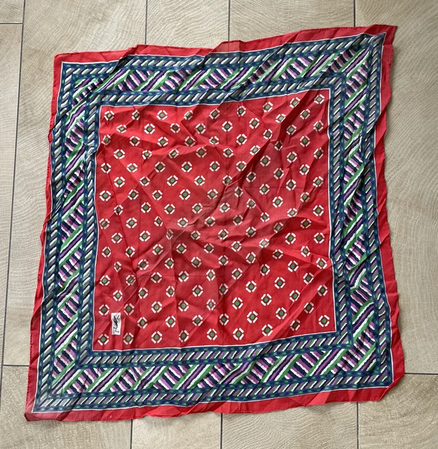 Foulard michel le brun - France