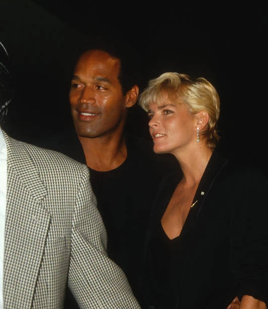 MARRIED AMERICAN COUPLE OJ Simpson and Nicole Brown Simpson 1987 OLD