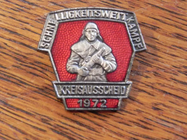 DDR Kreisausscheid 1972 Feuerwehr Kampfsport Abzeichen Silber Medaille Orden