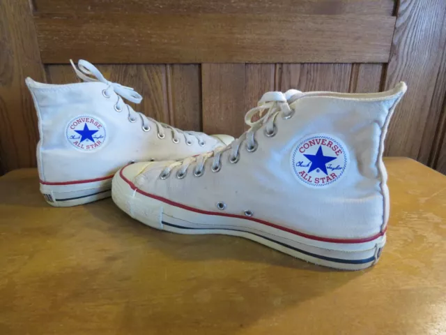Vintage CONVERSE CHUCK TAYLOR ALL STAR Canvas High Top Shoes 9.5 - MADE IN USA