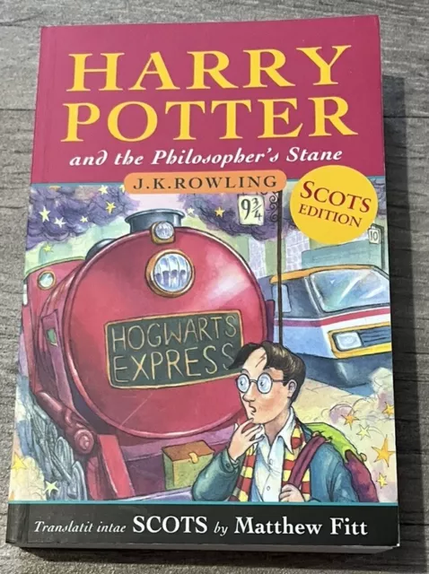 Harry Potter And The Philosopher's Stone JK Rowling Scots Edition.  (23)