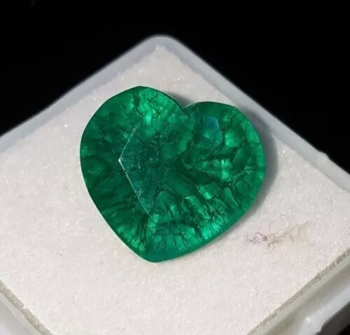 Emeraude naturelle de Colombie de 9,57 carats avec certificat