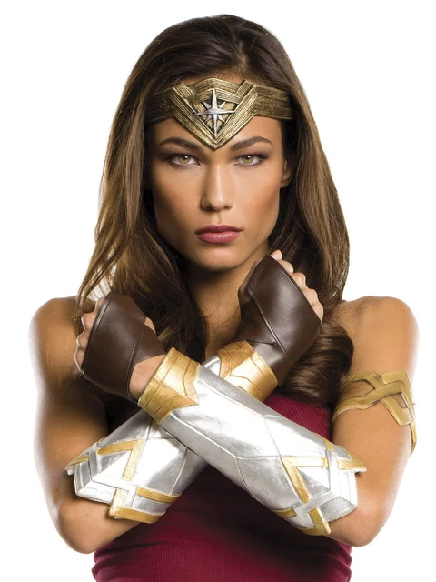 Batman V Superman Dawn of Justice Wonder Woman Deluxe Accessory Set