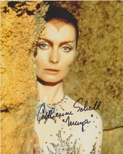 Catherine Schell In Person signed photo - Maya - Space 1999 - #633