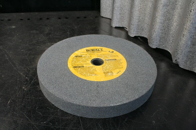 Bench grinding wheel DeWALT 8 '' x 1 '' x 5/8 ''