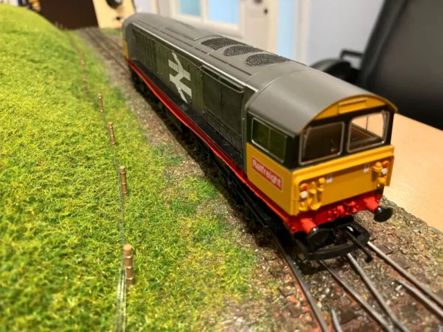 Hornby R250 BR Class 58 Diesel Electric Freight Locomotive 58001 OO Gauge Boxed