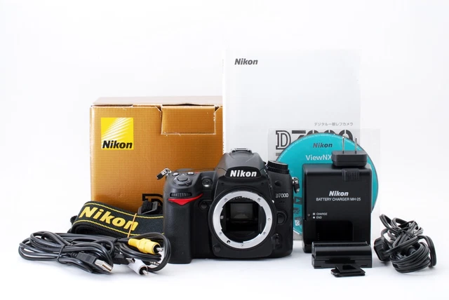 Nikon D7000 16.2 MP Digital SLR Camera - Black From JAPAN Excellent+++