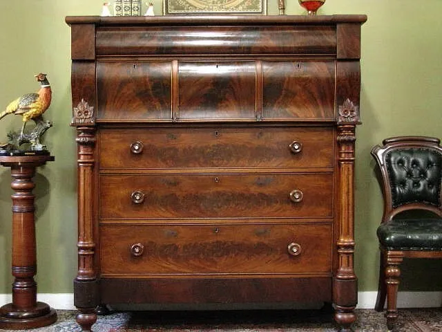 LARGE ANTIQUE FLAME MAHOGANY 8 DRAWER STORAGE CHEST ~ LINEN/CLOTHES,etc   c1870s