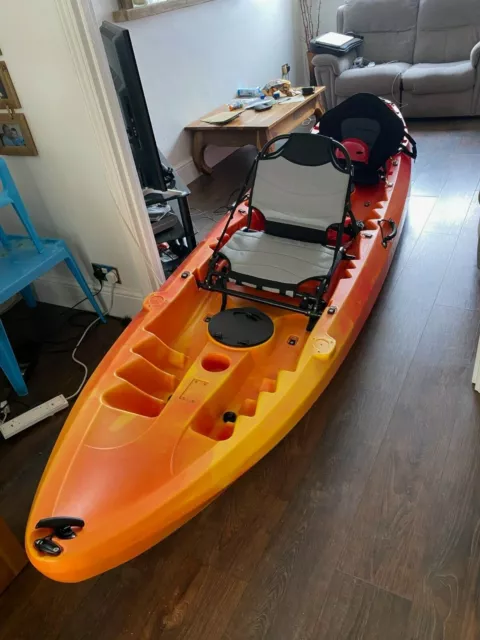 https://www.picclickimg.com/IREAAOSwLNdhUzX-/Fishing-Kayak-25-seater-inc-2-paddles.webp