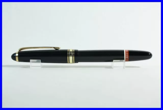 Rotring Tintenkuli / Ink pen with never seen  BROWN-WHITE ring and 3 cap bands