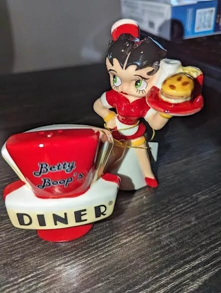 vintage betty boop salt and pepper shakers