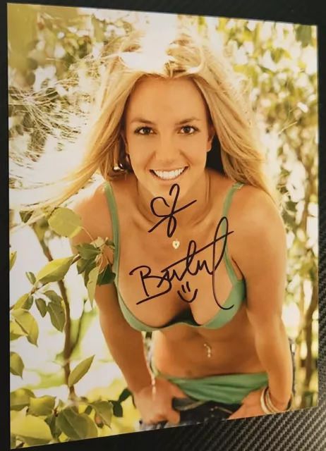 Britney Spears - Celebrity Hand signed 8x10 - Hologram coa