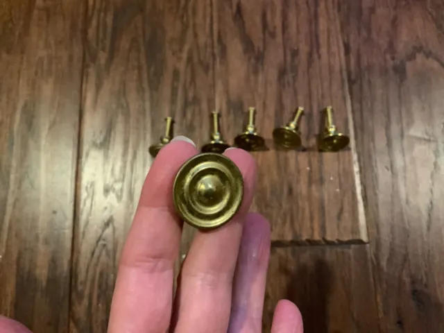 Lot of 6 VTG Antique Round Small Brass Knobs Drawer Dresser Pulls 1” hardware