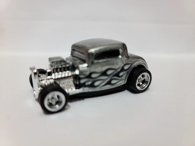 Hot Wheels Zamac 32 Ford Real Riders