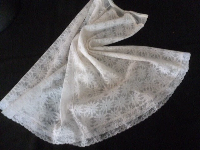 Jupon Vintage Dentelle Crème – Taille élastique 36/38/40, Longueur 44 Cm, Bon état
