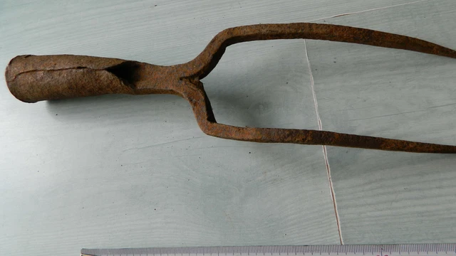 Antique 18th Century Primitive Pioneer Farm Tool