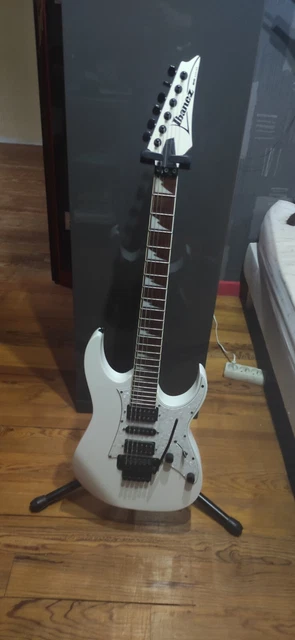 guitare électrique ibanez Rg350dx