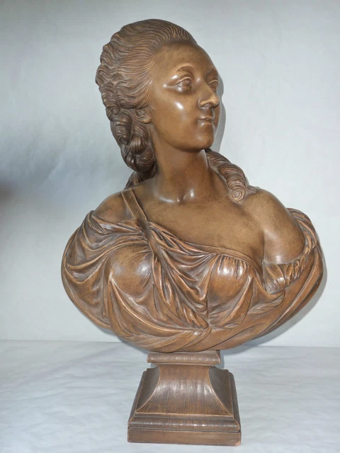Buste  en terre cuite , Portrait de Madame la comtesse du Barry
