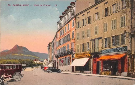 SAINT-CLAUDE -Hôtel de France