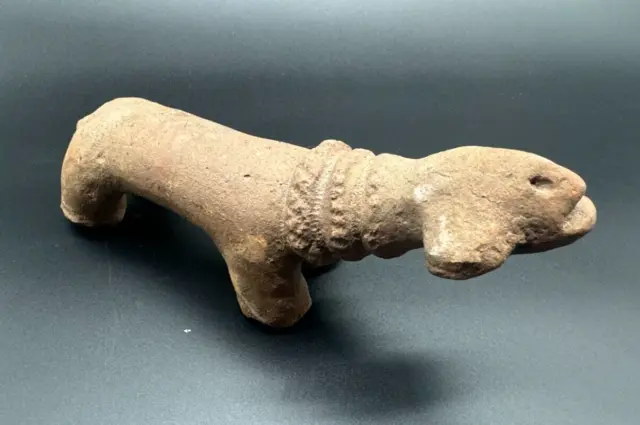 Large ancient Near Eastern clay animal figurine circa 1st millennium BC (A59)