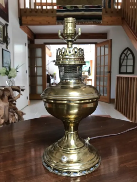 Antiq Aladdin Oil Lamp Model 11 Electrified Vtg Leviton Brass Socket