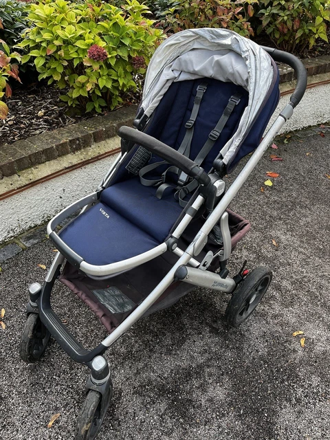 UPPAbaby Vista Pushchair and Carrycot in good condition with extra attachments