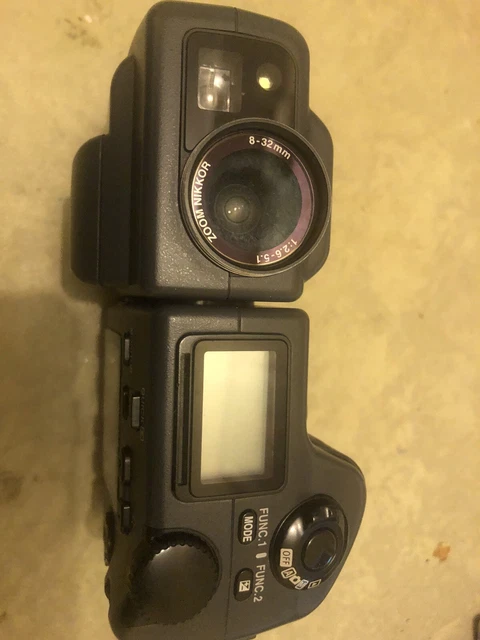Vend Appareil Photo Nikon Coolpix 995