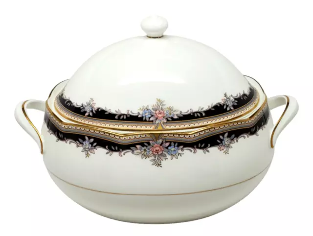 Noritake Palais Royal Oval Covered Vegetable Bowl #9773 - Bone China Noritake Palais Royal Oval Covered Vegetable Bowl #9773 - Bone China
