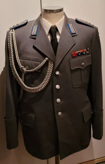 Uniformjacke Hauptmann WK II Veteran Frühe Bundeswehr um 1965