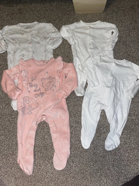 pacchetto di 4 pigiame bambina, 0-1 mese, F&F successivo