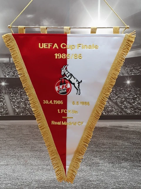 Fanion Real Madrid Espagne – Petit Format 14cm – Objet Rare De Collection – État Correct