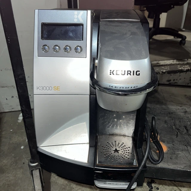 KEURIG K3000SE COMMERCIAL Brewing KCup Pod Direct Water Line Coffee