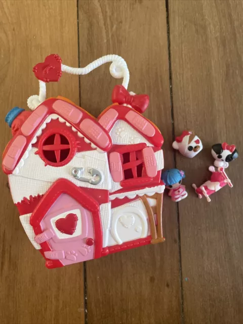 Lalaloopsy Tinies - Rosie's Pet Hospital & 2 Pet Figures 2014 MGA Entertainment