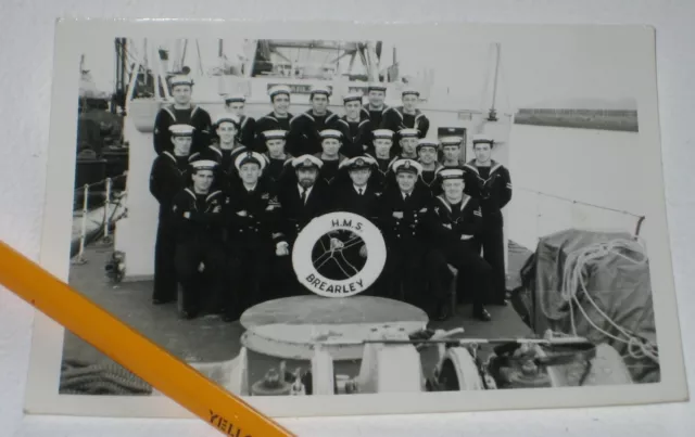 HMS BREARLEY CREW Original Photograph ROYAL NAVY MINESWEEPER 1953-1971