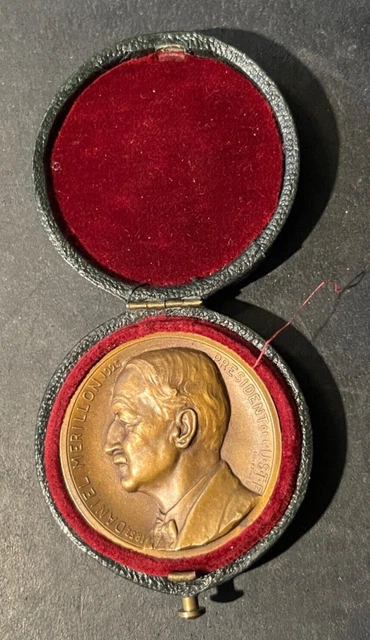 Médaille bronze "Daniel MERILLON - Président USTF " Versailles 1928 - Camus