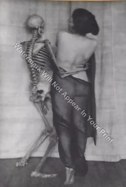 A70 SCARY FREAKY ODD STRANGE Skeleton Sexy Woman HOT BIZARRE VINTAGE PHOTO WEIRD